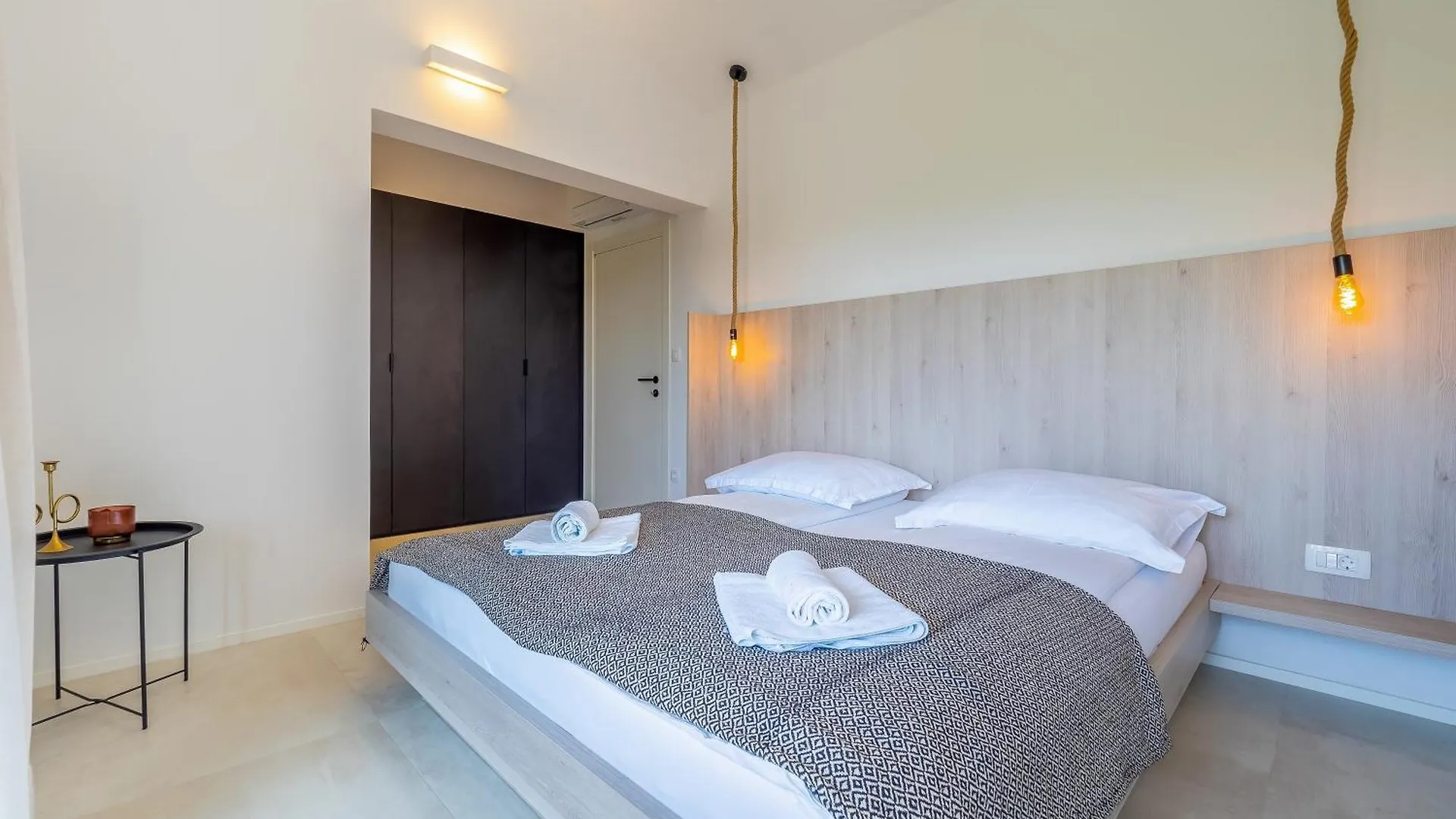 Pool Villa Greta Krk - Happy Rentals Krk Town